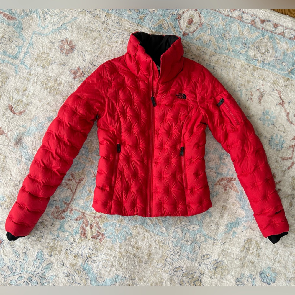 The North Face Women’s down short jacket/coat, size XS